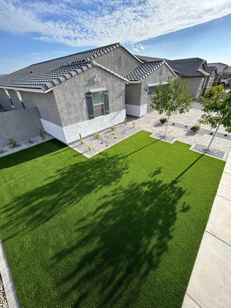 Professional landscape design for residential properties in Glendale, AZ by Toro Valley Hardscapes
