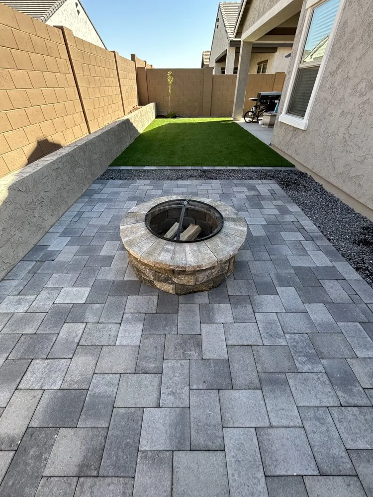 Professional landscape design in Glendale, AZ by Toro Valley Hardscapes