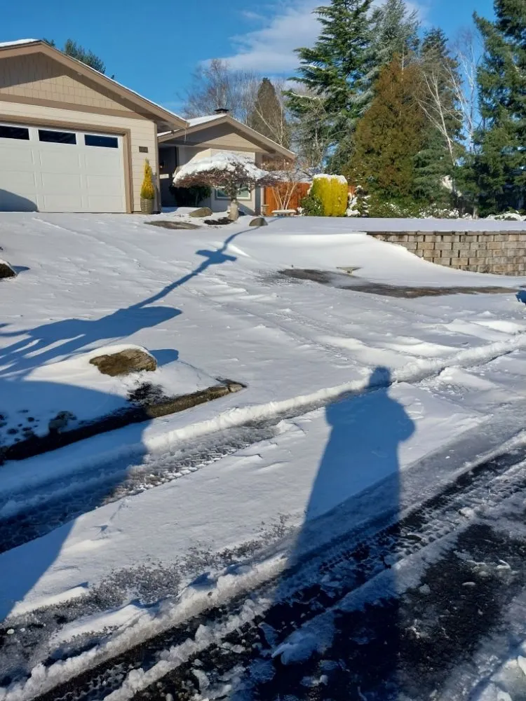 Local lawn mowing service in Vancouver, WA by Toros Construction and Landscaping