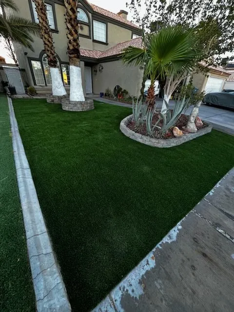Custom lawn care service in Las Vegas, NV - Toros Landscaping