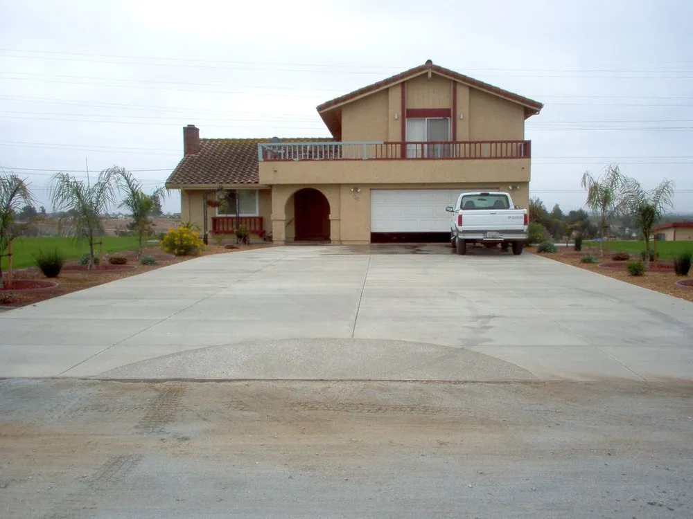 Reliable outdoor landscaping experts serving Salinas, CA - Torres Landscape & Gardening