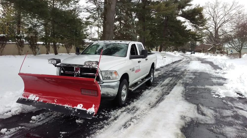 Top-rated yard maintenance in Sylvania, OH - Torres Landscape
