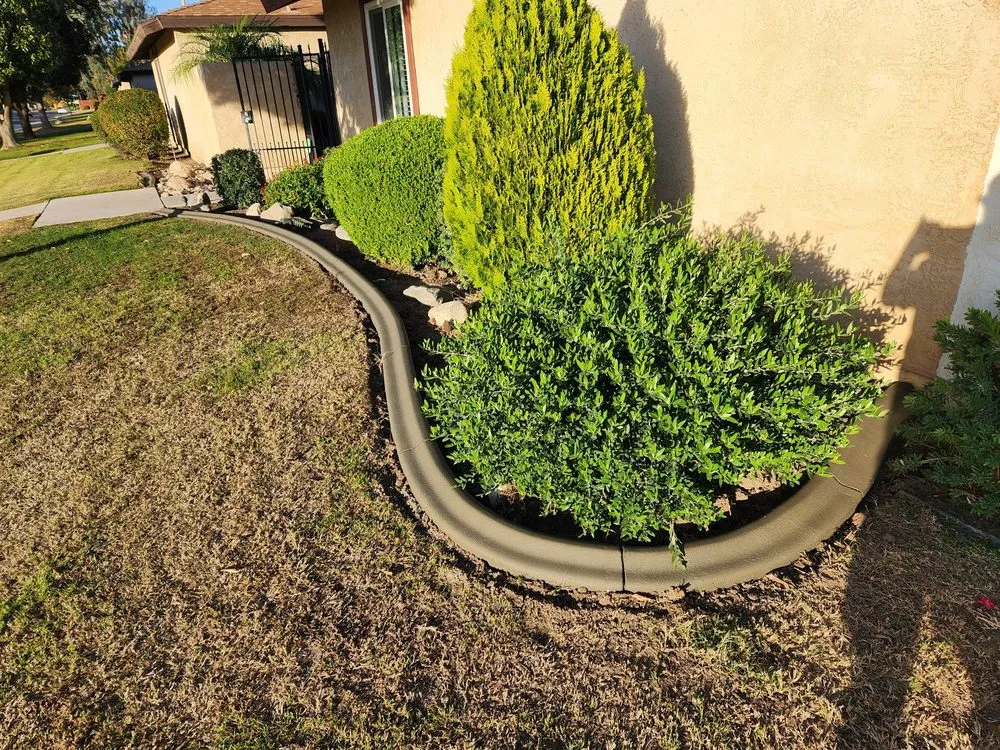 Custom landscaping services in Bakersfield, CA by Torres Landscaping & Concrete