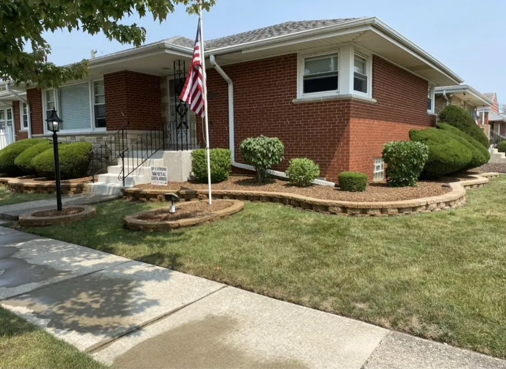 Reliable landscaping services experts serving Chicago, IL - Torres Landscaping And Paving
