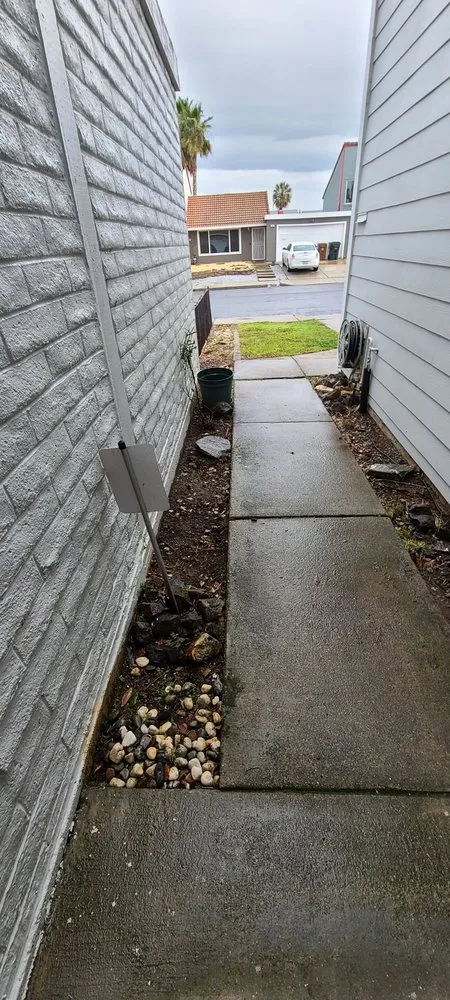 Trusted outdoor landscaping experts serving Pittsburg, CA - Torres Landscaping