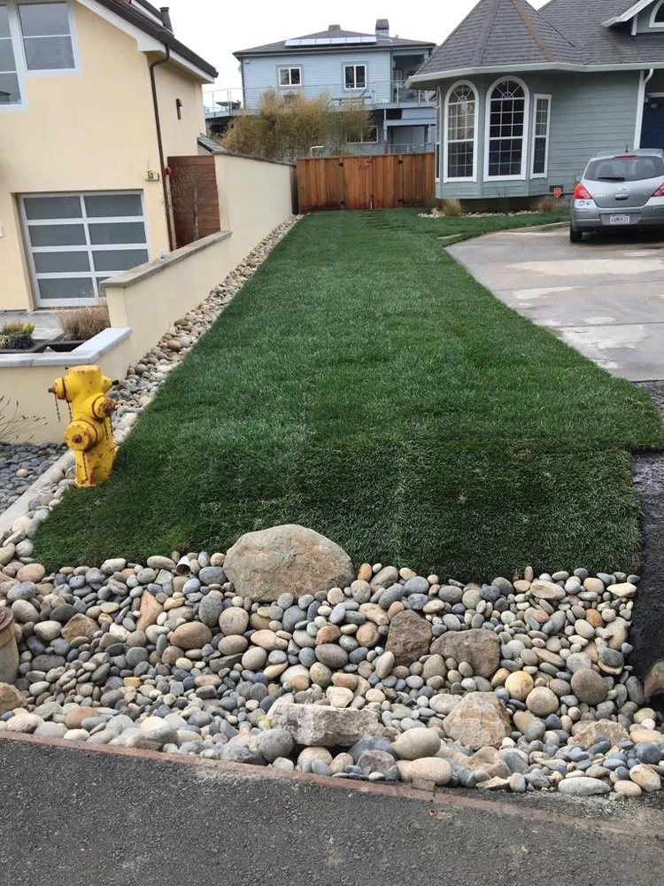 Expert outdoor landscaping for homes in Redwood City, CA by Torres Landscaping