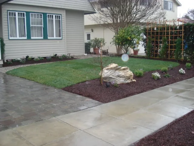 Affordable lawn mowing service in Redwood City, CA by Torres Landscaping