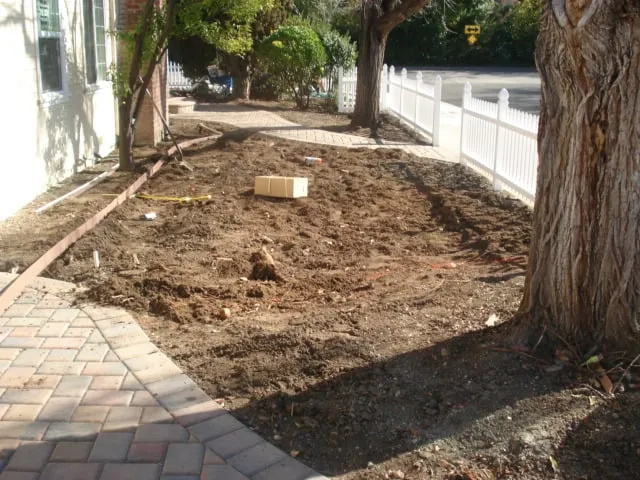 Reliable garden landscaping experts serving Redwood City, CA - Torres Landscaping