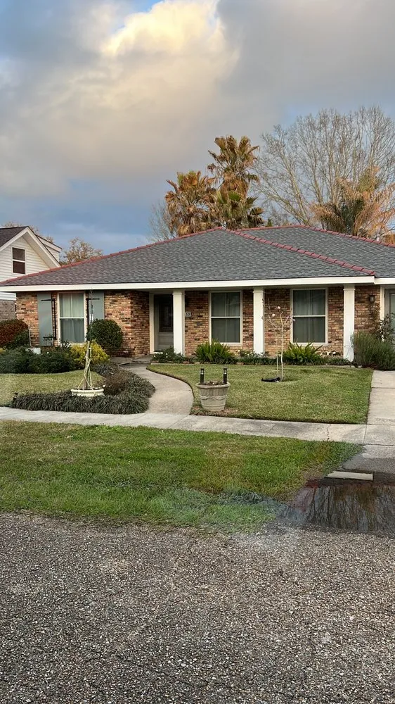 Reliable yard maintenance for residential properties across Metairie, LA - Torres Lawn Care