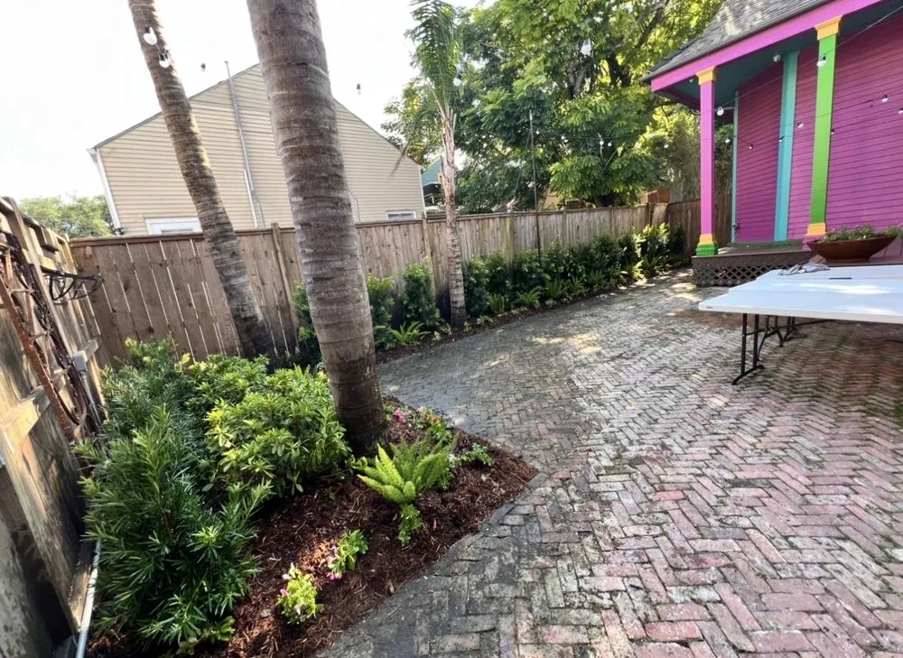 Affordable lawn mowing service in Metairie, LA by Torres Lawn Care