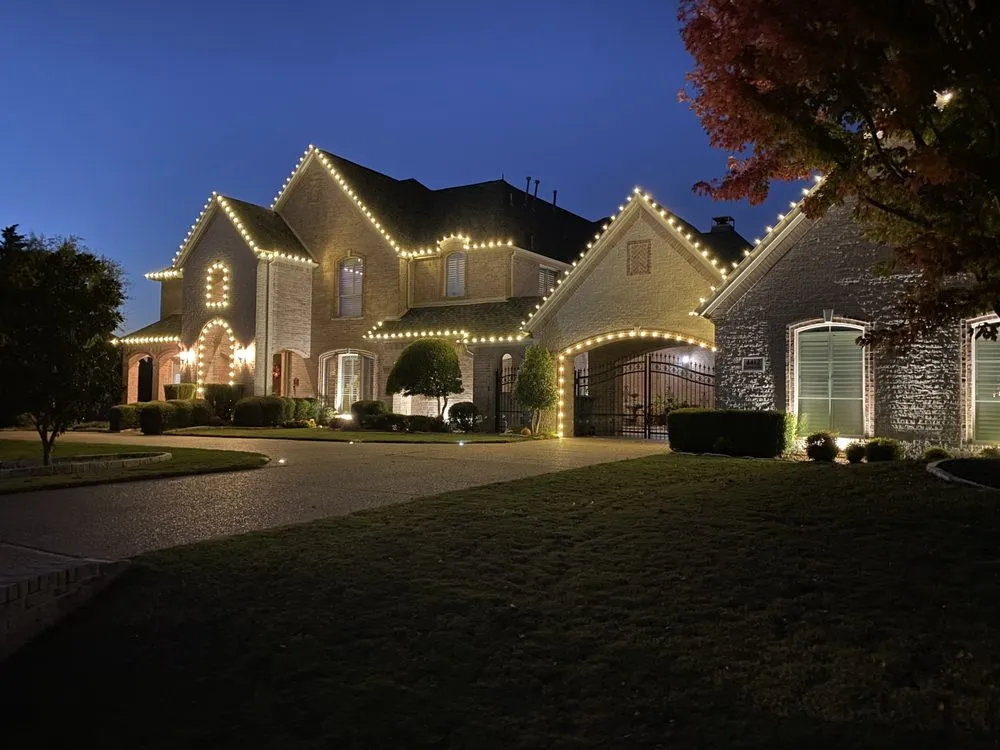 Expert lawn mowing service experts serving Lewisville, TX - Torres Lawn service