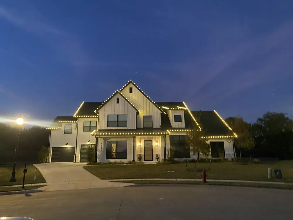 Affordable yard cleanup service experts serving Lewisville, TX - Torres Lawn service