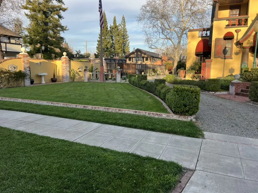 Expert garden landscaping near you in Woodland, CA by Torres Lawncare