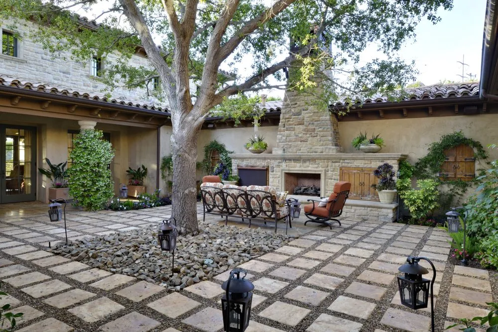 Custom yard cleanup service experts serving San Diego, CA - Torrey Pines Landscape Company