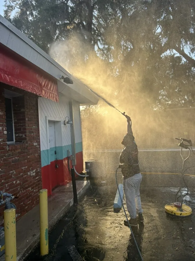 Top-rated lawn care service experts serving Ocala, FL - Total Care Pros