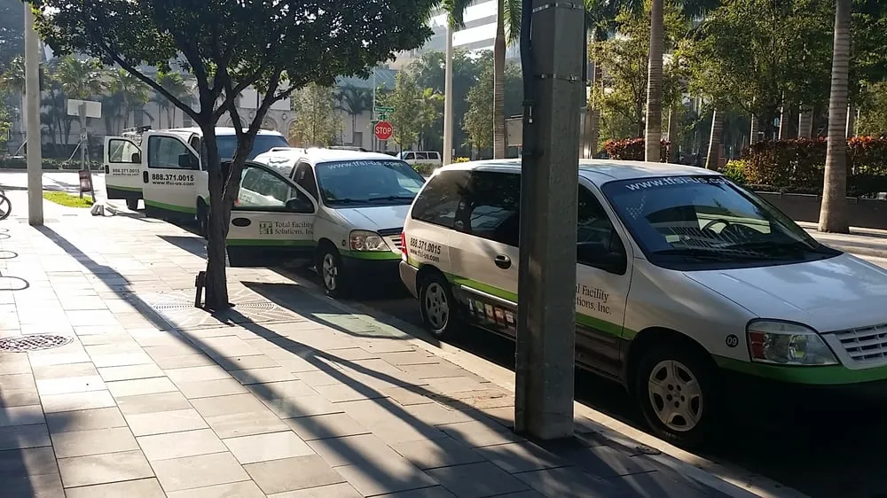 Professional lawn mowing service in Doral, FL by Total Facility Solutions