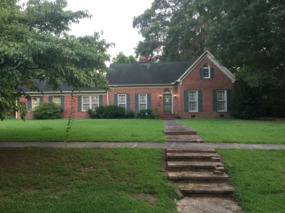 Top-rated landscaping services for residential properties across Holly Springs, MS - Total Focus Lawn Services