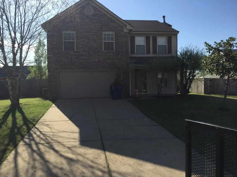 Affordable lawn mowing service in Holly Springs, MS - Total Focus Lawn Services