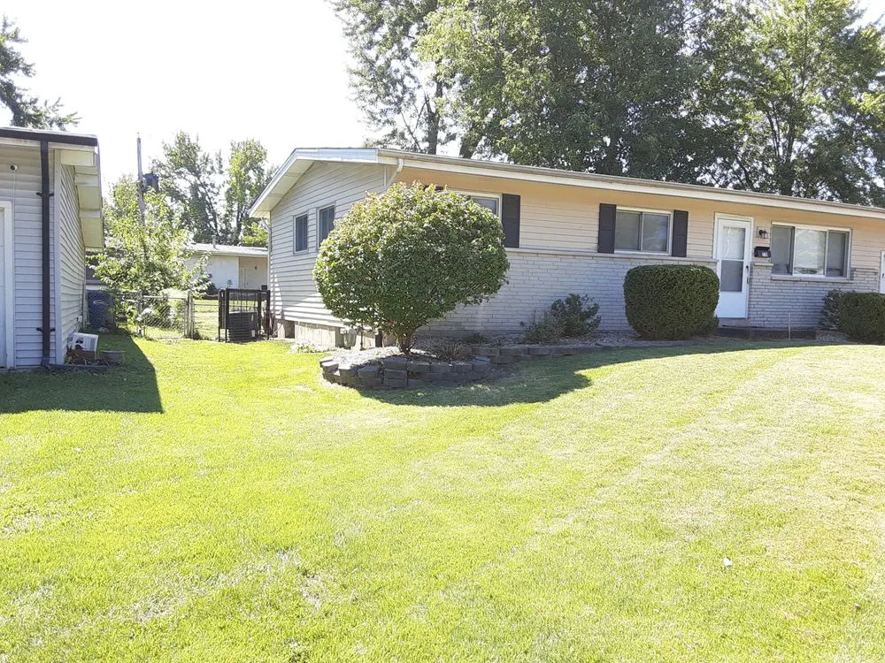 Custom landscape design near you across St. Louis, MO - Total Green Lawn & Landscape Construction