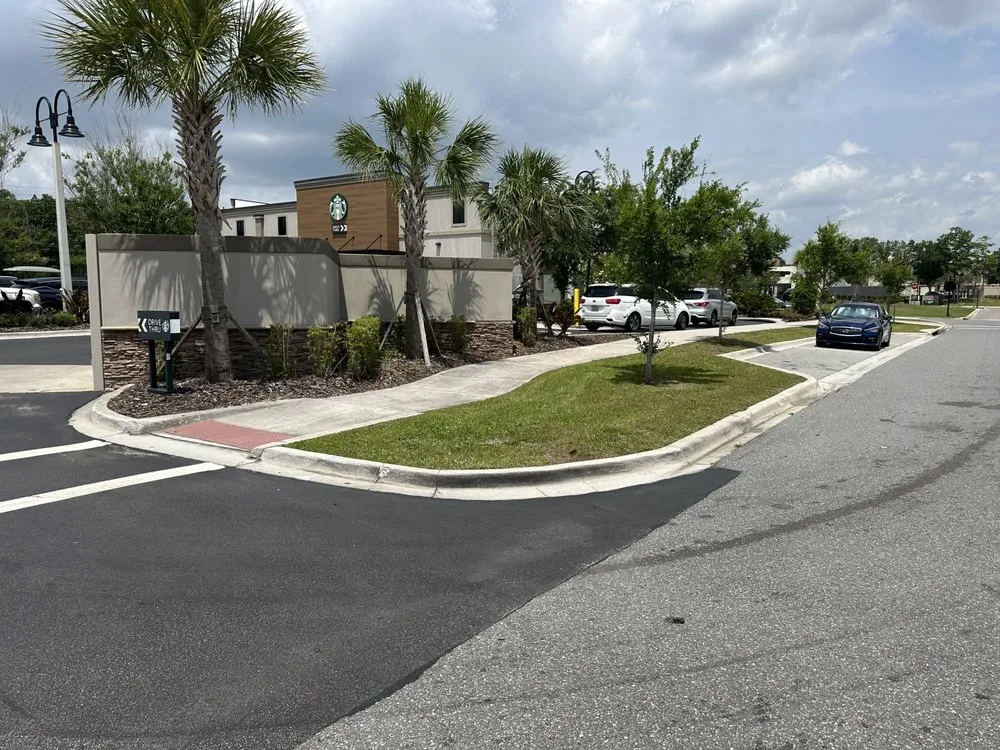 Top-rated lawn care service experts serving Apopka, FL - Total Green Lawn