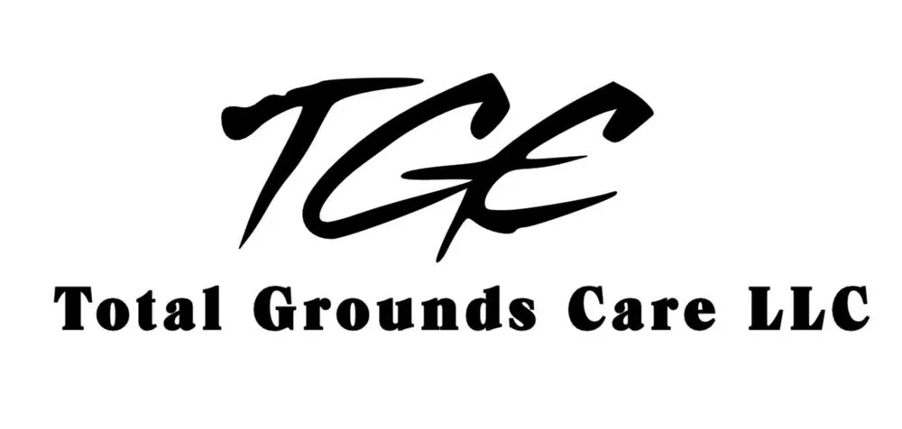 Top-rated yard cleanup service with custom design across Branford, CT - Total Grounds Care