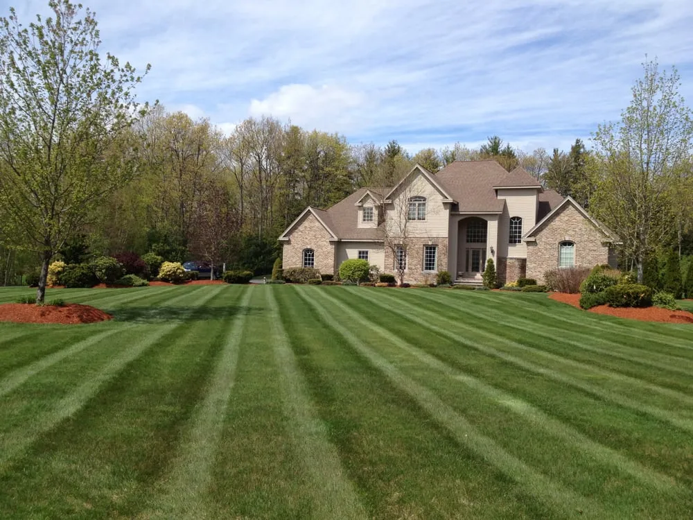 Custom yard cleanup service in Tilton, NH by Total Grounds