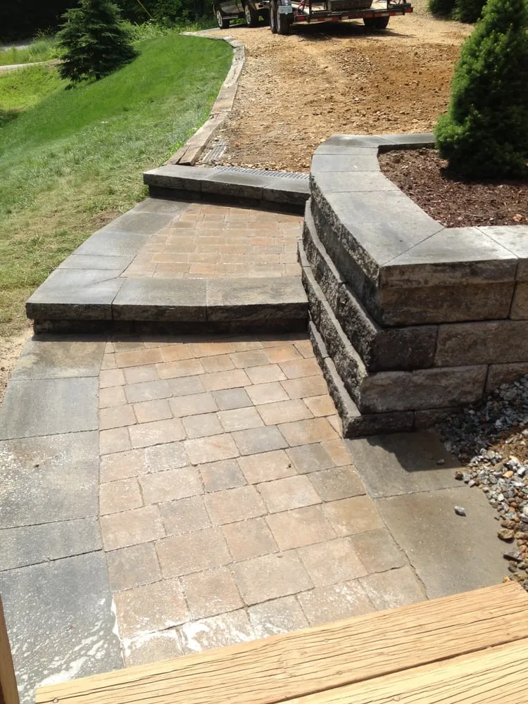 Trusted lawn care service experts serving Tilton, NH - Total Grounds