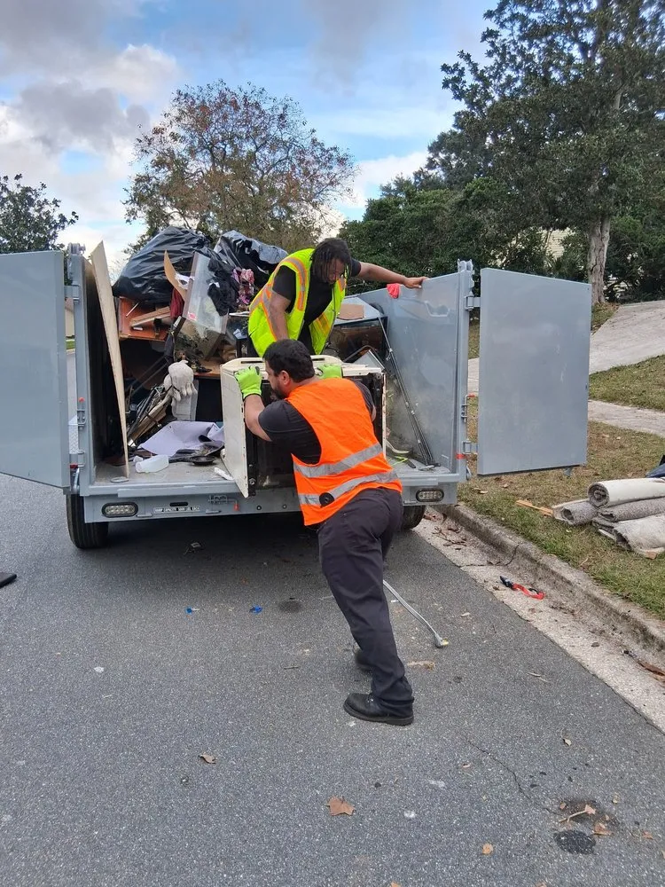 Expert yard cleanup service in Orlando, FL - Total Junk Solutions
