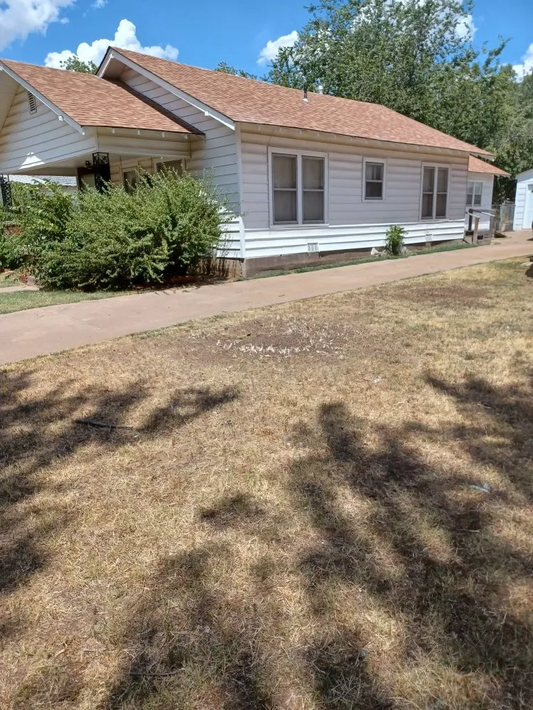 Local residential landscaping experts serving Ponca City, OK - Total Land Solutions