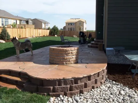 Total Landworks Landscaping LLC Logo