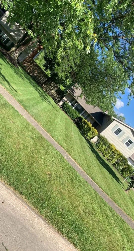 Professional lawn mowing service experts serving Brunswick, OH - Total Lawn Care