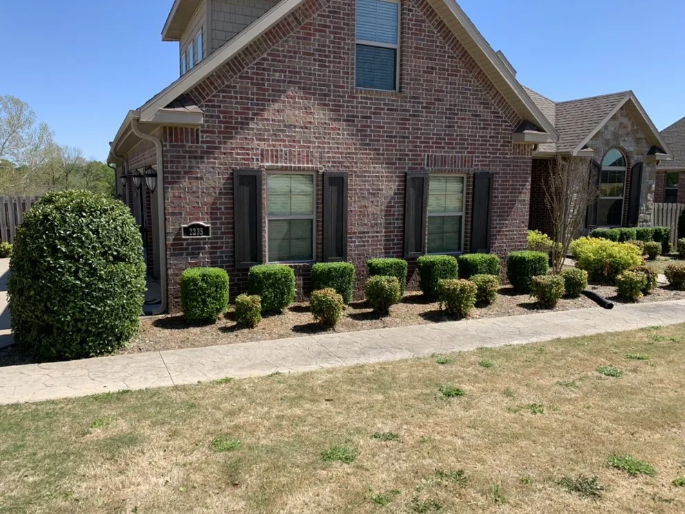 Custom outdoor landscaping in Fayetteville, AR by Total Lawn Care