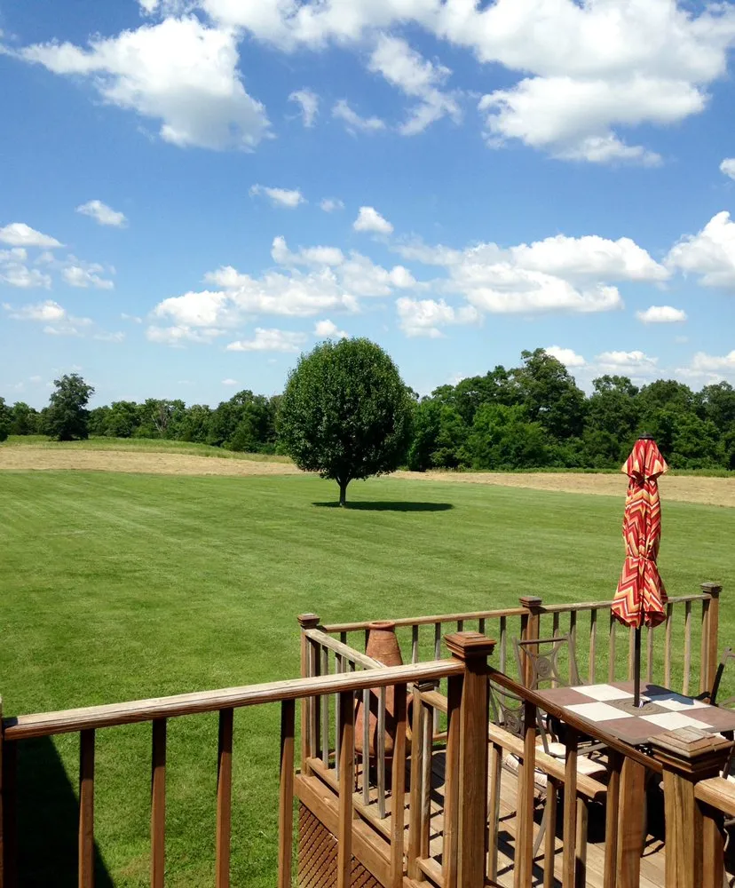 Reliable yard maintenance in Fayetteville, AR - Total Lawn Care