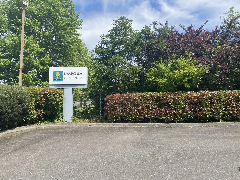 Affordable yard maintenance experts serving Point Roberts, WA - Total Lawn Care