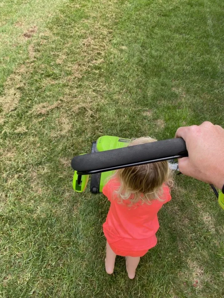 Expert lawn mowing service experts serving Westerville, OH - Total Lawn Care