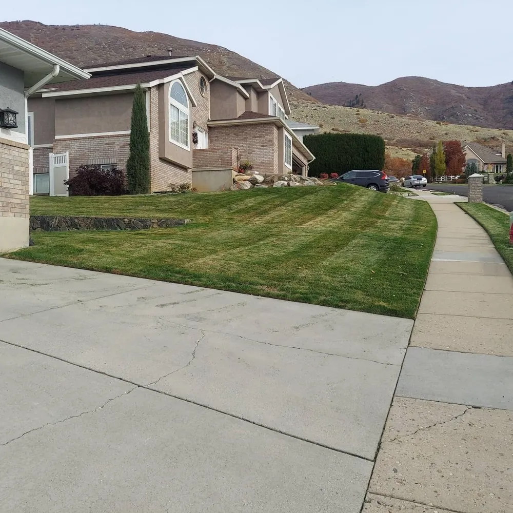 Affordable lawn care service in Woods Cross, UT - Total Lawn Care