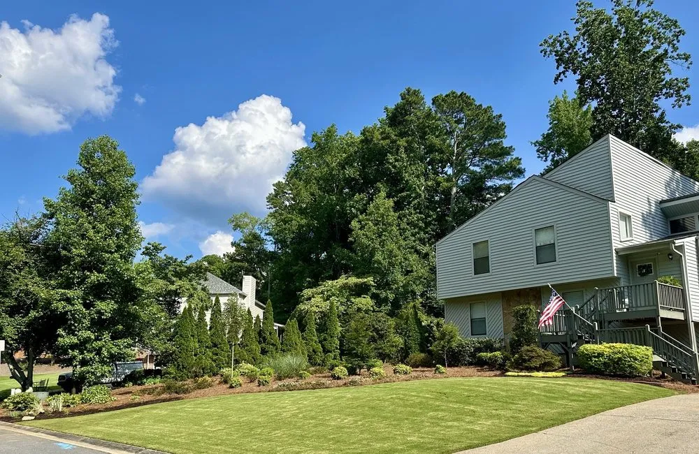 Local yard maintenance in Marietta, GA by Total Lawn