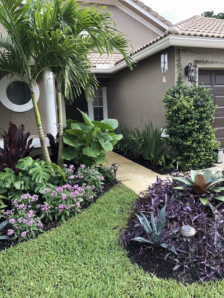 Top-rated lawn care service experts serving Delray Beach, FL - Total Maintenance