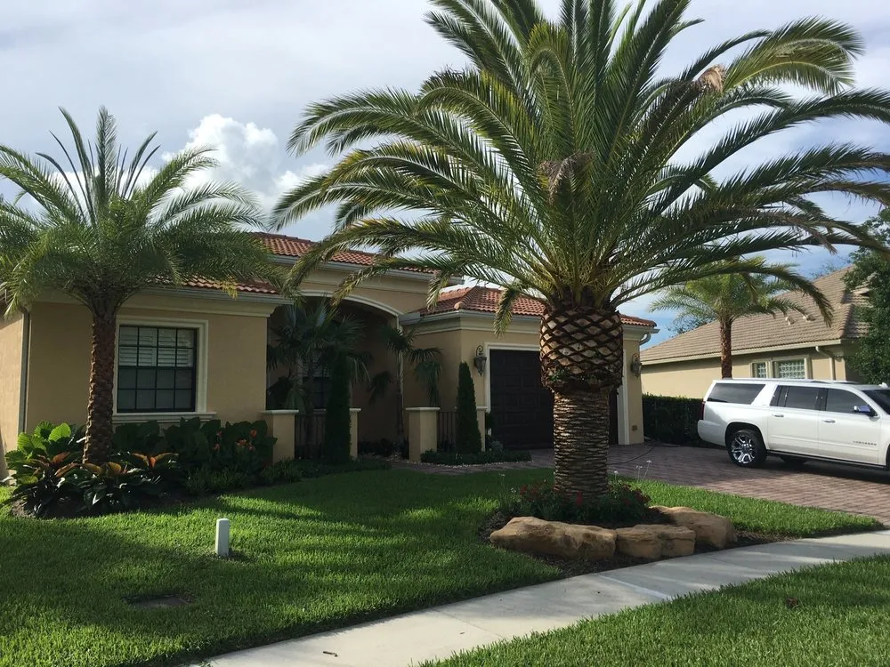 Trusted lawn mowing service in Delray Beach, FL by Total Maintenance