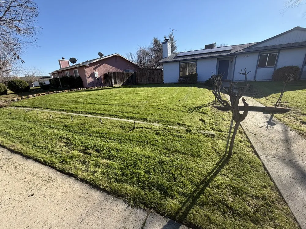 Expert garden landscaping in Lemoore, CA - Total Trim Lawn Care