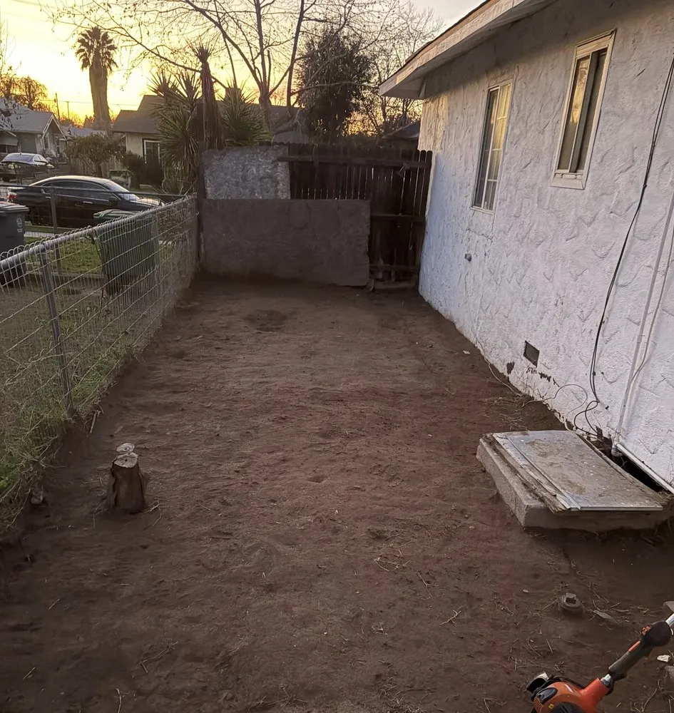 Affordable yard cleanup service in Lemoore, CA - Total Trim Lawn Care