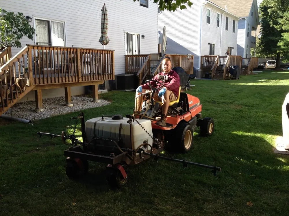 Trusted yard cleanup service for beautiful yards in Chalfont, PA by Total Turf Landscape Services