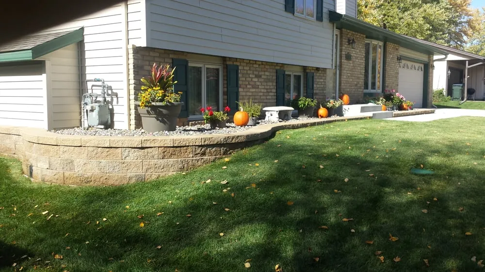Trusted lawn care service in Lakeville, MN by Total Turf Maintenance