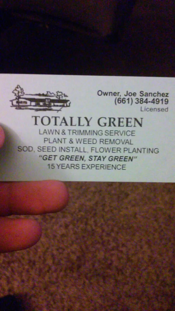 Top-rated lawn care service in Bakersfield, CA - Totally Green