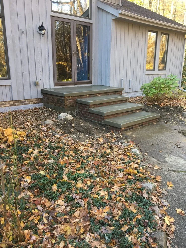 Affordable residential landscaping experts serving Madison, OH - Toth Construction