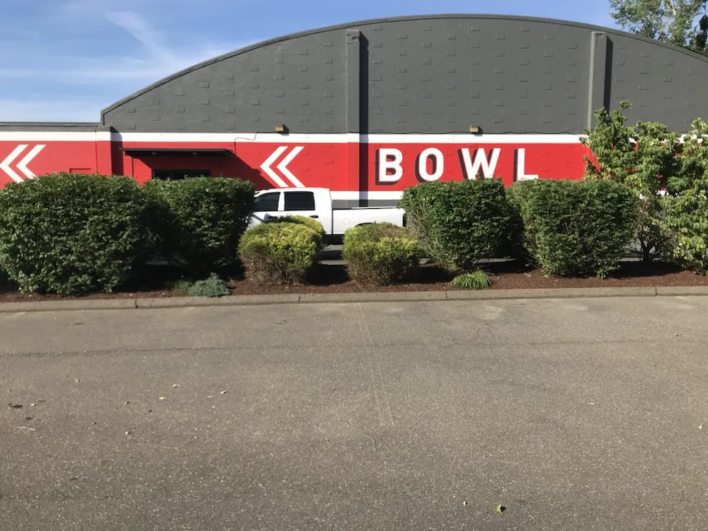 Local landscaping services in Wallingford, CT by Totino Property Services