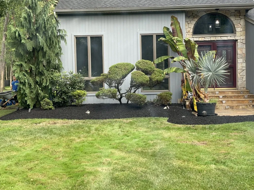 Trusted garden landscaping for beautiful yards in Hammonton, NJ by Touch Of Country Landscaping