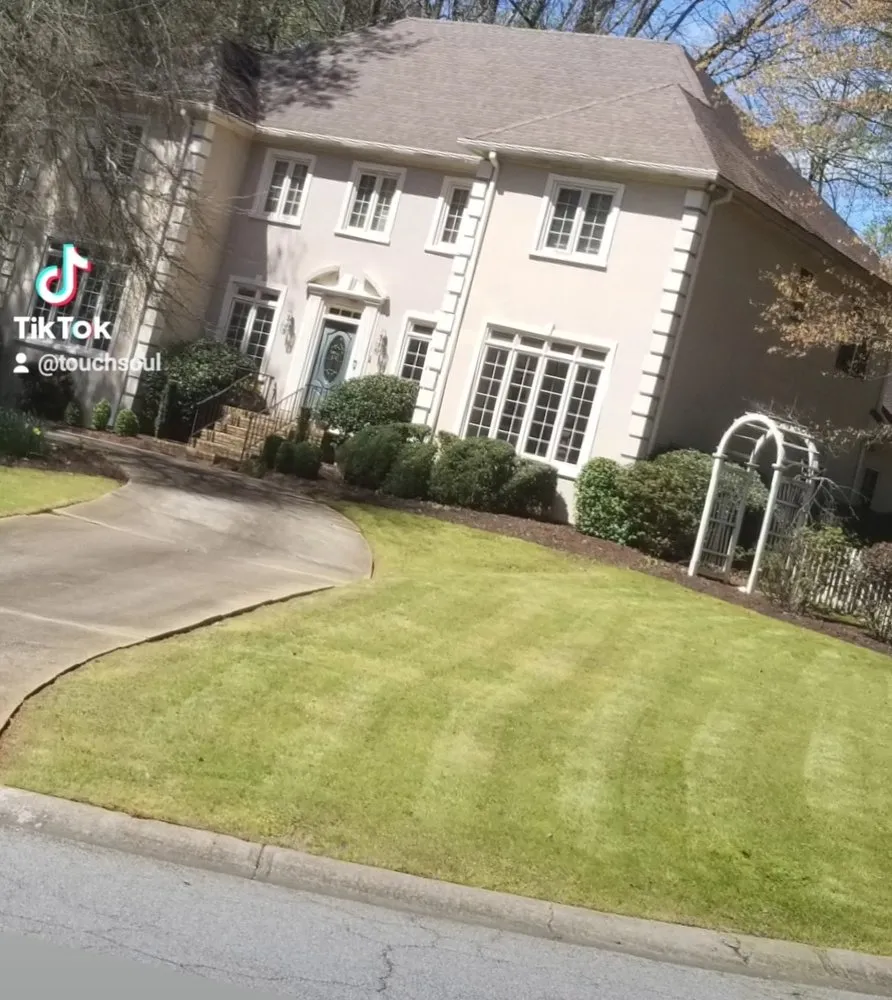 Reliable yard maintenance in Conyers, GA by Touch of Soul lawn Service