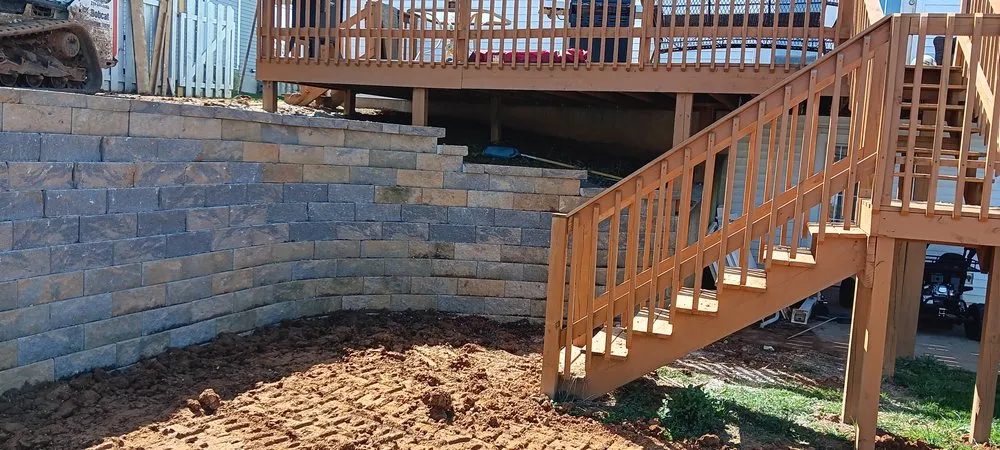 Reliable garden landscaping for beautiful yards across Elizabethtown, KY - Touch Up Lawn Care and Landscaping