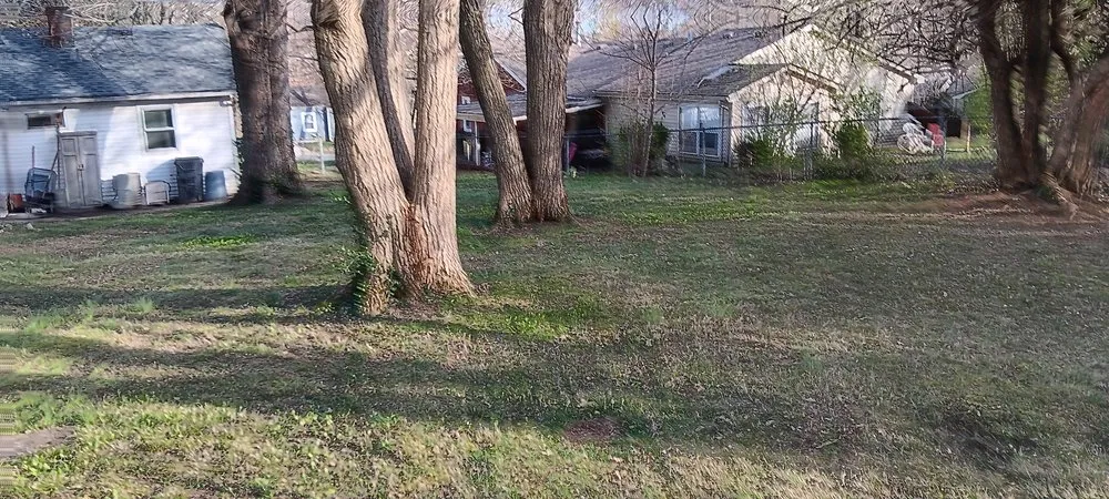 Local landscape installation for residential properties in Elizabethtown, KY by Touch Up Lawn Care and Landscaping